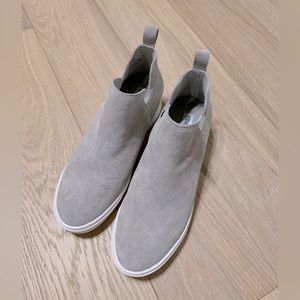 Excellent!UC Steve Madden Crushin High Top Slip On sneakers women